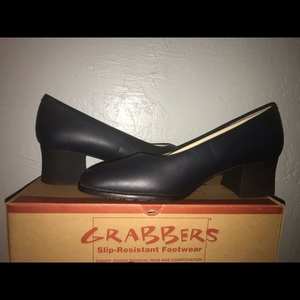 Grabbers Slip-Resistant Shoes